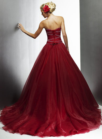 strapless sweetheart neckline red wedding dress