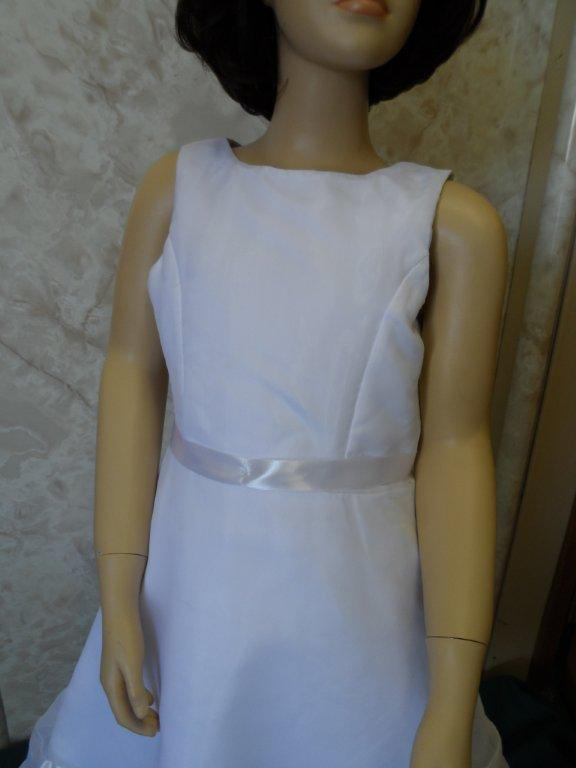 sleeveless white flower girl dress