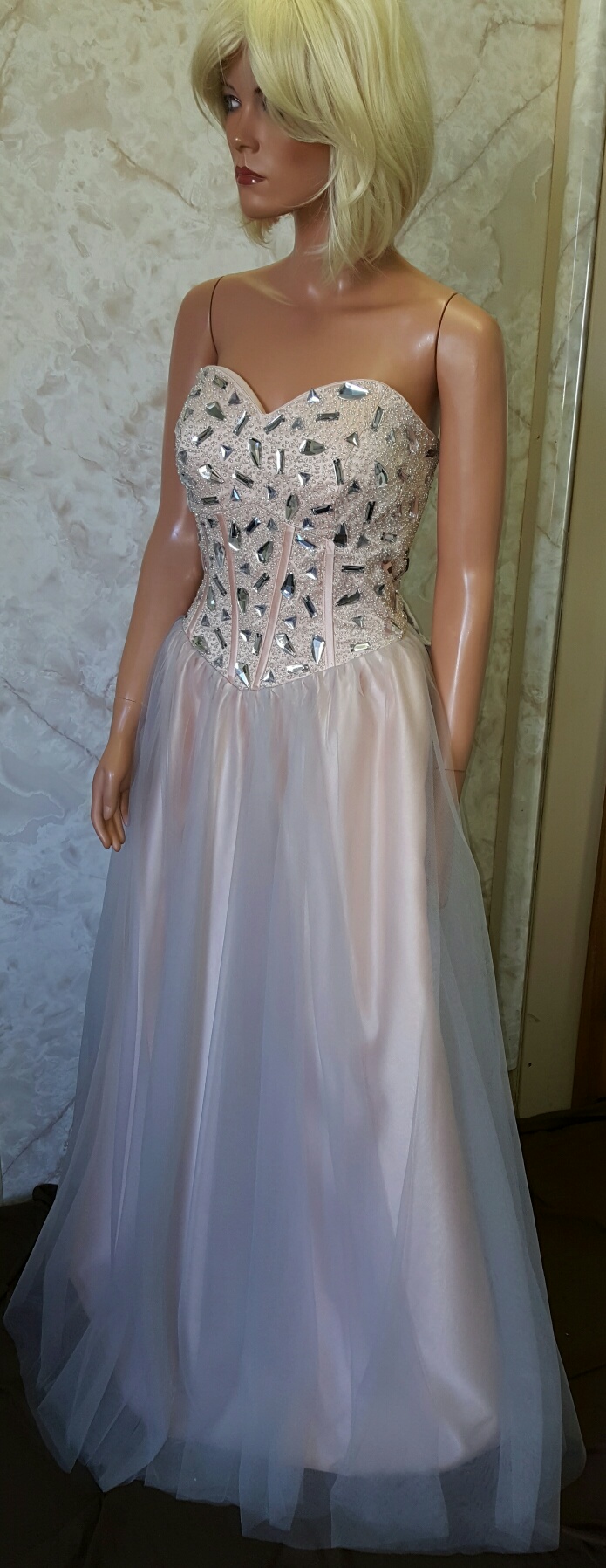 peach prom dress 