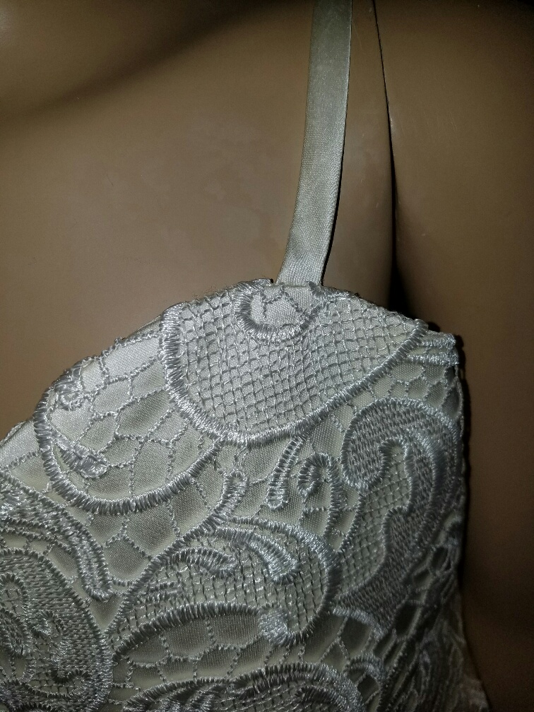 luxury lace fitted bodice