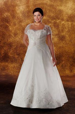 wedding gowns plus size