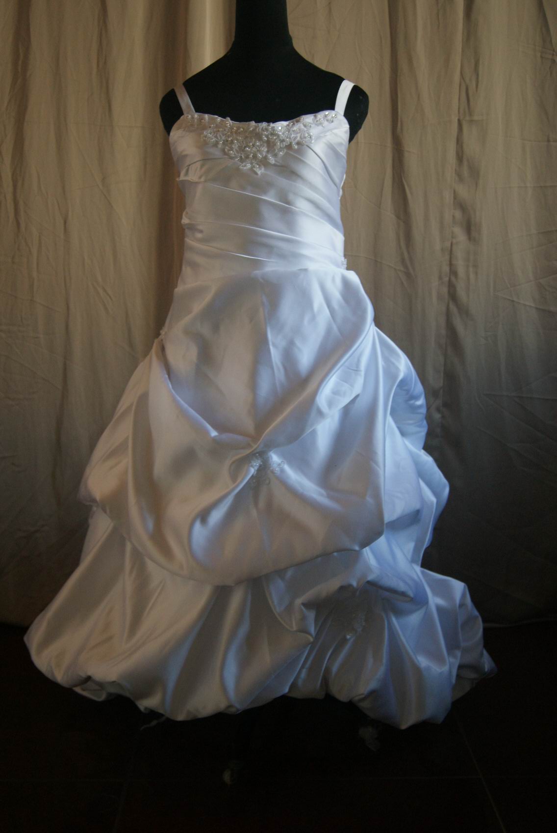 white miniature gown