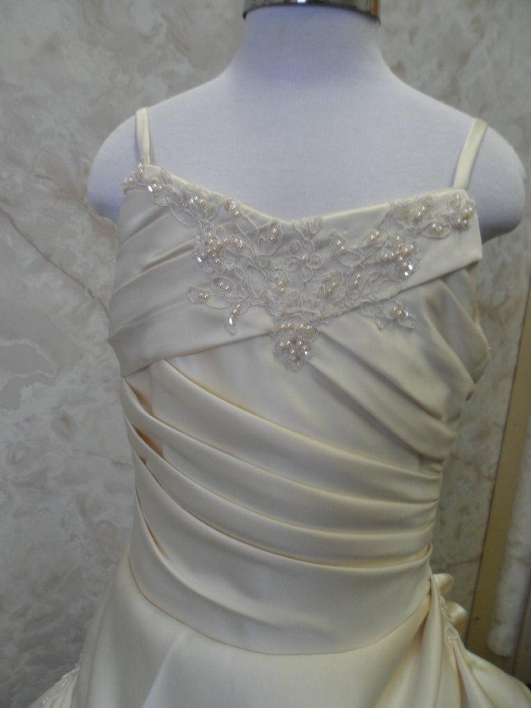 Light Champagne size 8 mini bridal gown