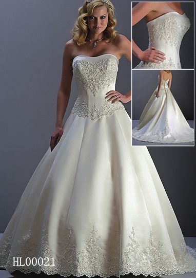 scalloped lace wedding dress