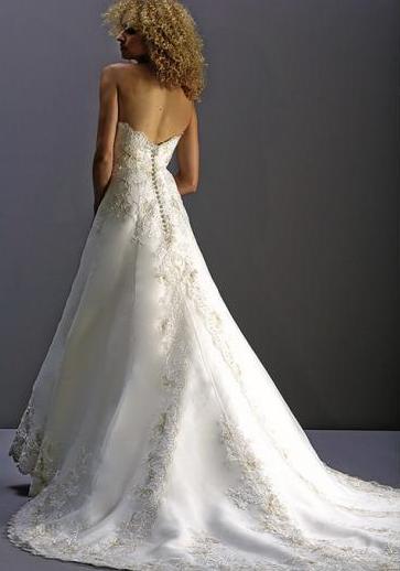 lace princess wedding gown