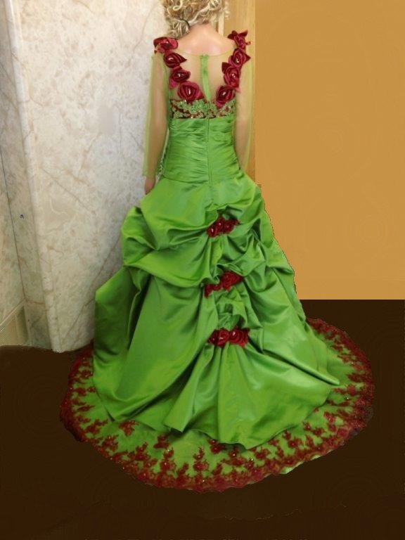 clover green wedding gown with crimson roses
