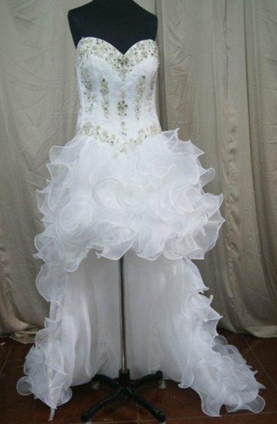 Sweetheart high low wedding dress with ruffled skirt 