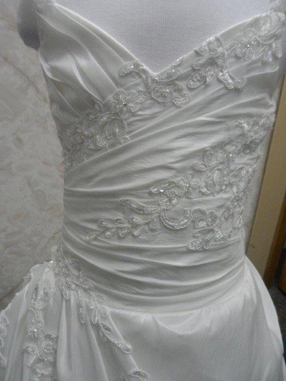 ruched lace applique bodice