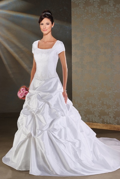Pick-up Skirt Wedding Gown.