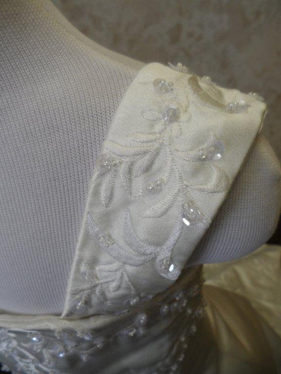 elegant embroidered infant flower girl dress