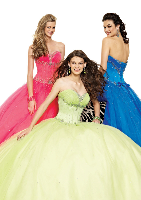 Tulle princess style prom dress. Teen ...