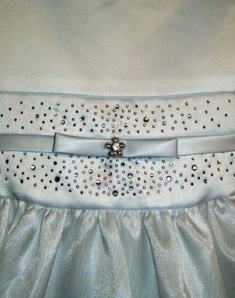 white flower girl dress