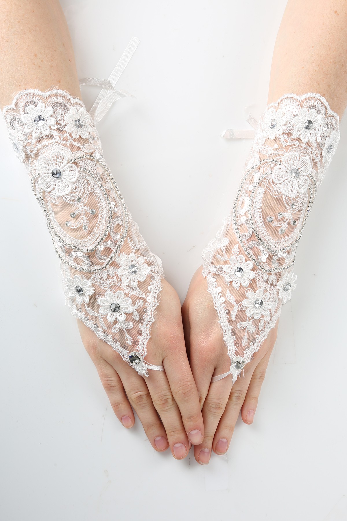 fingerless lace gloves