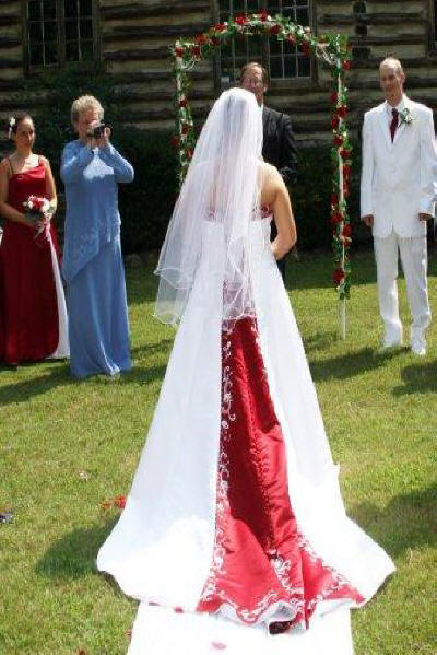 nontraditional wedding gowns
