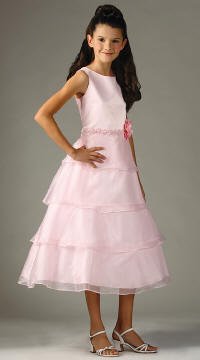 pink tiered skirt dress