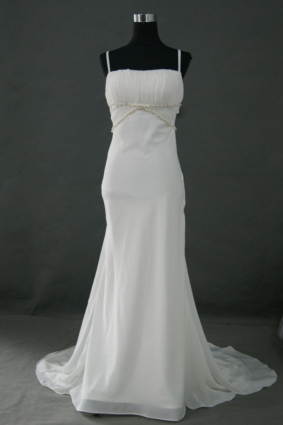 Melonie-spaghetti-crisscross-back-wedding-gown