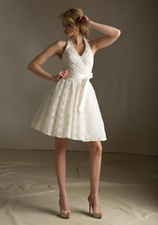 Short bridesmaid dresses | Short junior bridesmaid dresses.