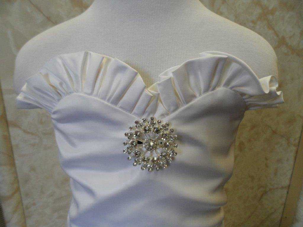 sweetheart pleated ruffle bodice