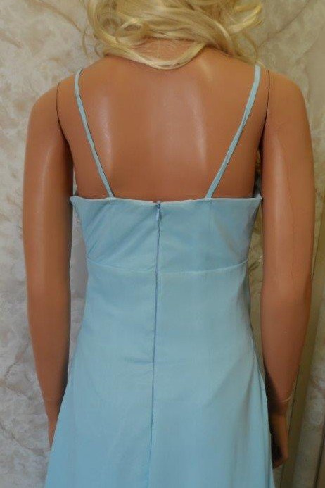 Chiffon V-neck Spaghetti Strap Bridesmaid Gown