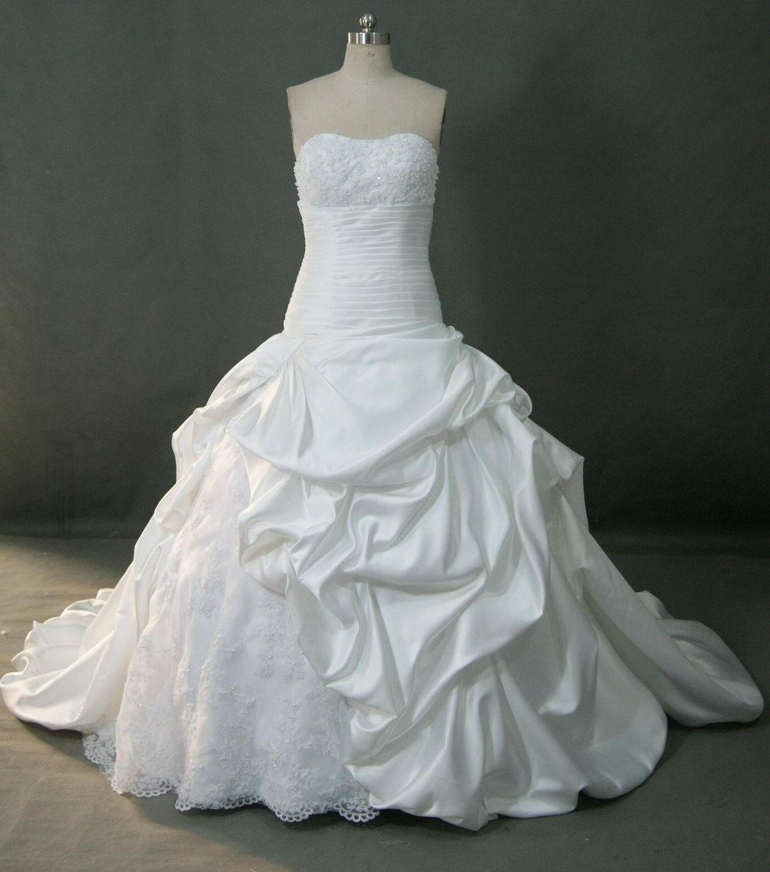 Price 500-999999 Wedding Dresses | Azazie