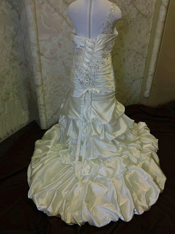 flower girl dress with bubble train