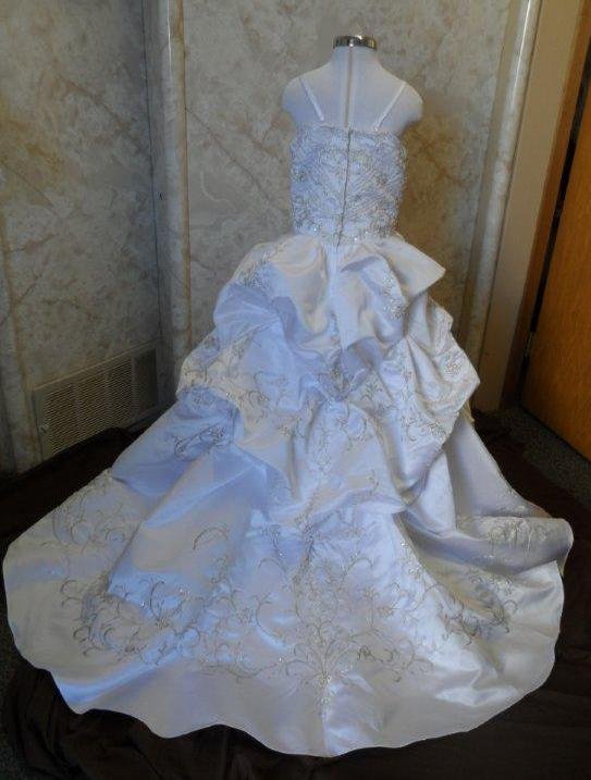 billowing pickup down the back of the train