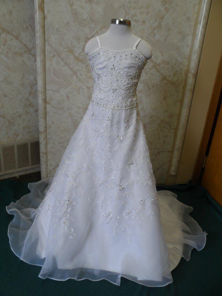 Flower girl wedding gowns