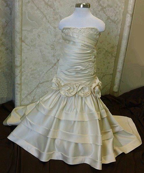 flower girl dress with Fishtail skirt